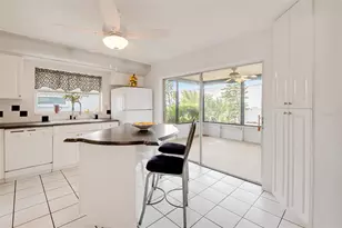 13840 94th Ave, Seminole, FL 33776 - Photo 10