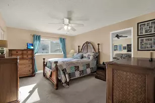 8301 Monarch Cir, Seminole, FL 33772 - Photo 16