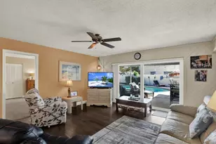 8301 Monarch Cir, Seminole, FL 33772 - Photo 14