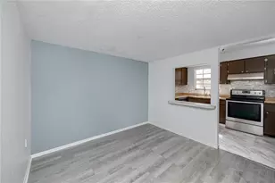 14422 Reuter Strasse Cir, Tampa, FL 33613 - Photo 16