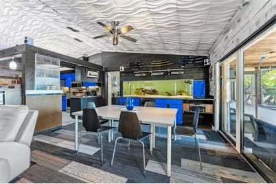 10730 Drummond Road, Tampa, FL 33615 - Photo 12