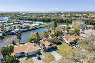 10730 Drummond Rd, Tampa, FL 33615 - Photo 4