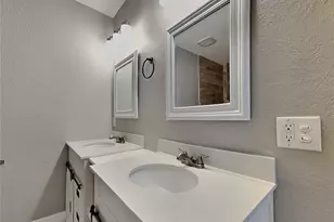 [Address not provided], Land O Lakes, FL 34639 - Photo 8