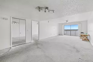 7300 Sun Island Dr S, South Pasadena, FL 33707 - Photo 16