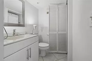 7300 Sun Island Dr S, South Pasadena, FL 33707 - Photo 18