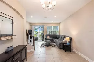 9152 Fox Sparrow Rd, Tampa, FL 33626 - Photo 8