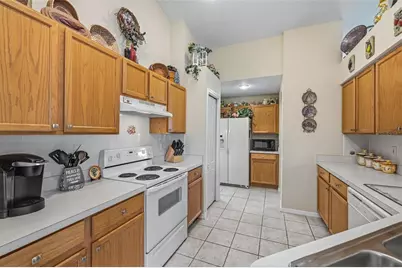 29338 Marker Loop, San Antonio, FL 33576 - Photo 10