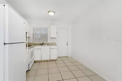 810 21st Avenue W, Bradenton, FL 34205 - Photo 8