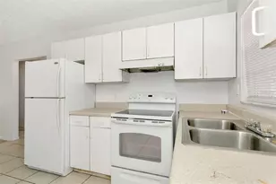 810 21st Ave W, Bradenton, FL 34205 - Photo 10