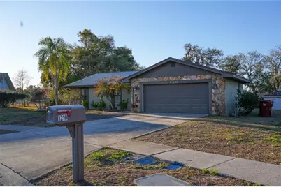 1210 W Redbud Street, Plant City, FL 33563 - Photo 2