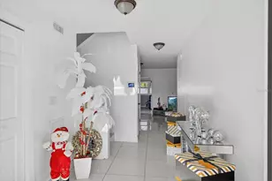 7613 Rustic Dr, Tampa, FL 33634 - Photo 4