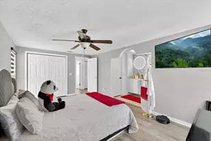 7613 Rustic Dr, Tampa, FL 33634 - Photo 24