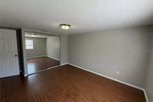 901 S Kingsway Rd, Seffner, FL 33584 - Photo 16