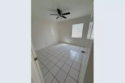 4737 56th Avenue N, Saint Petersburg, FL 33714 - Photo 10