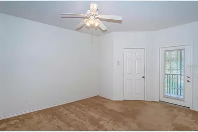 4305 Bayside Village Drive #304, Tampa, FL 33615 - Photo 6