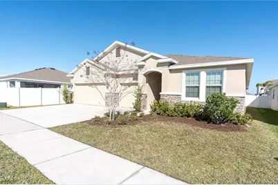 528 Ocean Spray Drive, Ruskin, FL 33570 - Photo 2