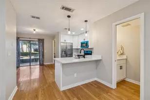 12568 Castle Hill Dr, Tampa, FL 33624 - Photo 16