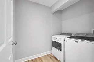 8902 El Portal Dr, Tampa, FL 33604 - Photo 18
