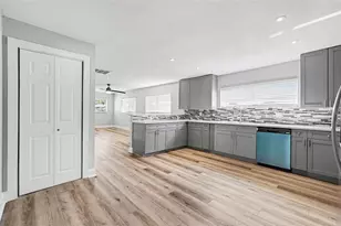 8902 El Portal Dr, Tampa, FL 33604 - Photo 8