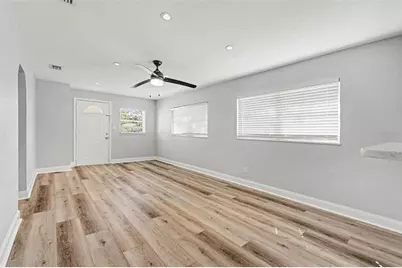 8902 El Portal Drive, Tampa, FL 33604 - Photo 4