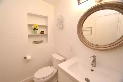 8042 36th Avenue N, Saint Petersburg, FL 33710 - Photo 10