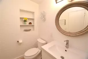 8042 36th Ave N, Saint Petersburg, FL 33710 - Photo 10