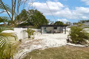 8042 36th Ave N, Saint Petersburg, FL 33710 - Photo 32