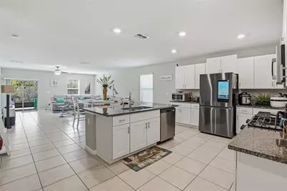 5431 Amaryllis Garden Street, Ruskin, FL 33570 - Photo 6