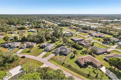1910 Lorna Avenue, Lehigh Acres, FL 33972 - Photo 44