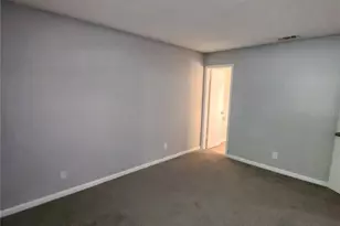 221 Golden Raintree Pl, Brandon, FL 33510 - Photo 2