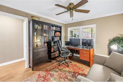 812 Amelia Court NE, Saint Petersburg, FL 33702 - Photo 32