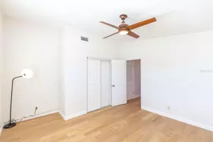 2110 Alcazar Way S, Saint Petersburg, FL 33712 - Photo 14