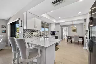 3927 48th Ave S, Saint Petersburg, FL 33711 - Photo 14