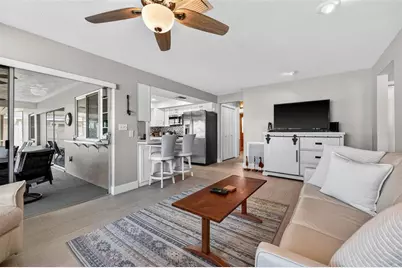 3927 48th Avenue S, Saint Petersburg, FL 33711 - Photo 8