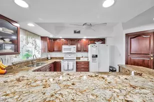 1200 Country Club Dr, Largo, FL 33771 - Photo 14