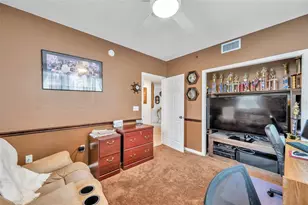 1200 Country Club Dr, Largo, FL 33771 - Photo 22