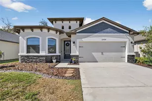 11439 Crowne Pointe St, New Port Richey, FL 34654 - Photo 2