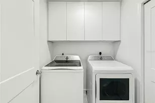 125 Island Way, Clearwater Beach, FL 33767 - Photo 14