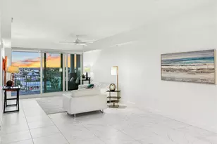 125 Island Way, Clearwater Beach, FL 33767 - Photo 20