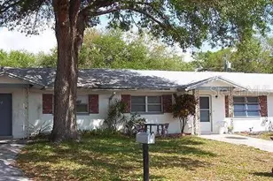 800 Highland Ave N, Largo, FL 33770 - Photo 1