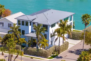1801 Pass a Grille Way, Saint Pete Beach, FL 33706 - Photo 4