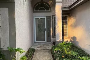 2914 Shannon Cir, Palm Harbor, FL 34684 - Photo 2