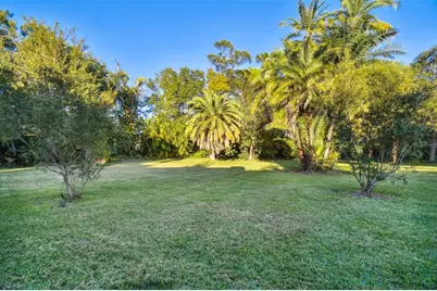 11133 Kapok Grand Circle, Madeira Beach, FL 33708 - Photo 72