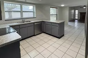 16107 Country Crossing Dr, Tampa, FL 33624 - Photo 10