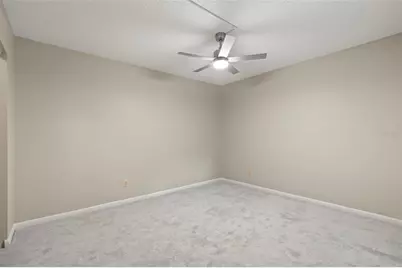 476 Santa Cruz Place NE #B, Saint Petersburg, FL 33703 - Photo 20