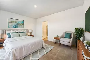 6785 Branham Mill Ct, Zephyrhills, FL 33542 - Photo 8