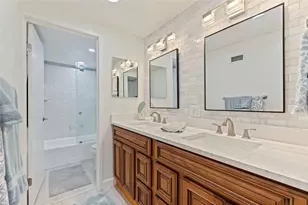 5700 Mariner St, Tampa, FL 33609 - Photo 20