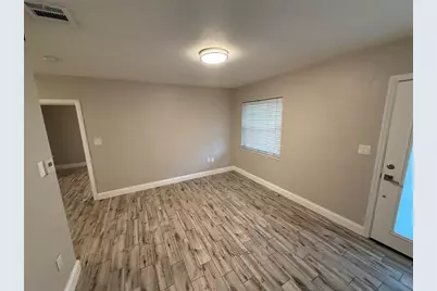 4412 W Anita Boulevard, Tampa, FL 33611 - Photo 2