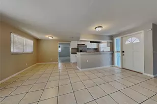 [Address not provided], Tampa, FL 33615 - Photo 6