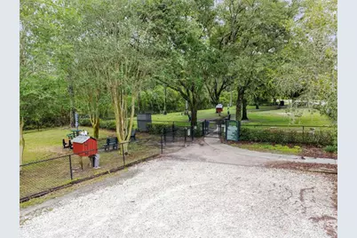 7424 Melogold Circle, Land O Lakes, FL 34637 - Photo 98